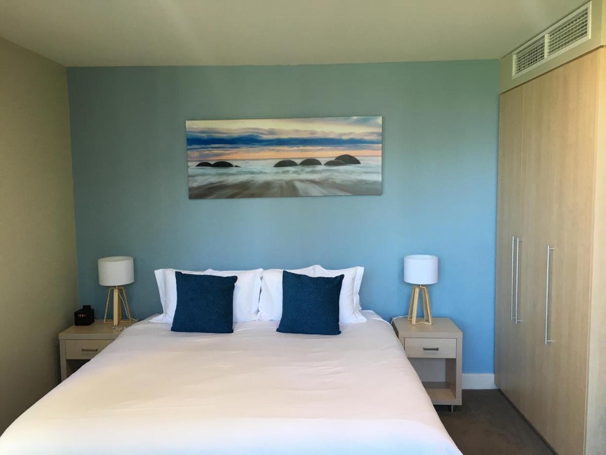 Apartment Beachside Luxury One & Two Bedroom In Beachfront Oaks Pier Building *